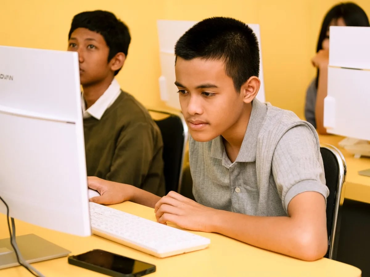 Belajar Coding untuk Pemula: Panduan Lengkap dari Nol (2026)