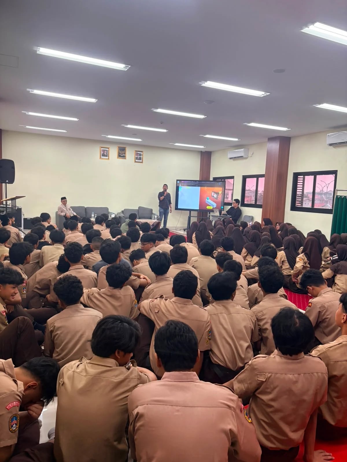 Algonova × SMA Al Azhar 20 Kembangan — Kemitraan Sekolah Dimulai