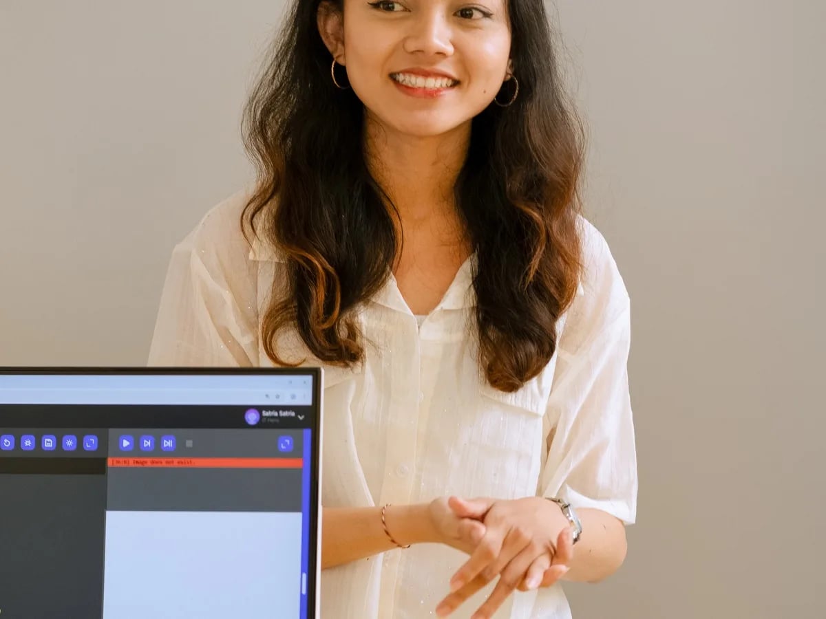 Scratch vs Python: Which Should a Malaysian Child Learn First?