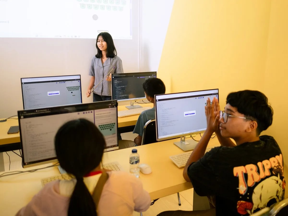 What Is Programming Logic? Thinking Like a Coder
